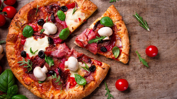 Секрети ідеальної піци. 5 найпопулярніших начинок для піци