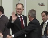 Верховна Рада працює над антикризовим законом