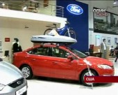 Світові автовиробники знаходяться на межі банкрутства