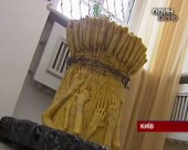 До Києва привезли символ Голодомору - "Незгасиму свічу"