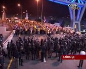 У Таїланді пікетувальники продовжують блокувати аеропорт