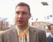 Віталій Кличко допоможе брату налаштуватись на поєдинок з Рахманом