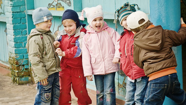 Таємне життя: Наші діти в чужих руках